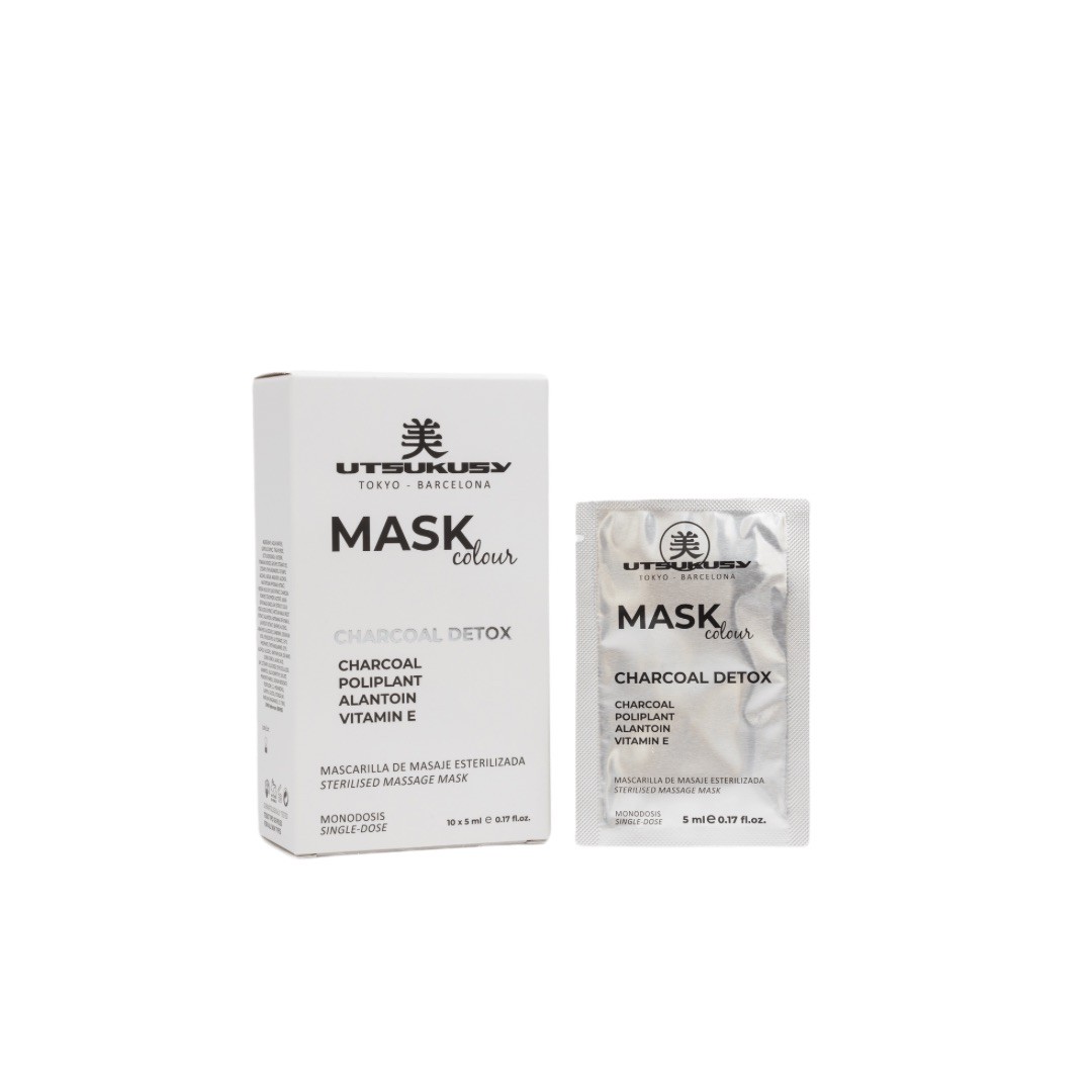 Маска-детокс для сяяння шкіри Mask Color Charcoal Detox саше Utsukusy 5 мл — фото №1