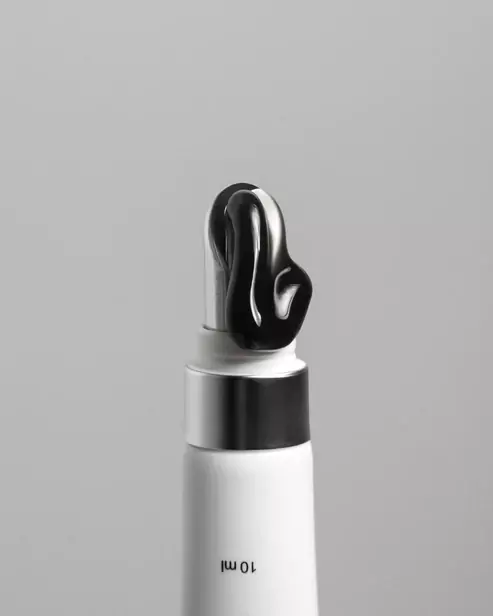 Блиск для губ з ментолом CRUSH Lip Gloss with menthol UNICO — фото №1