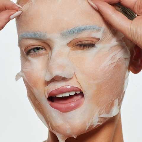Зволожуюча тканинна маска для обличчя Hydrating Sheet Mask Bali Body 1 шт. — фото №3