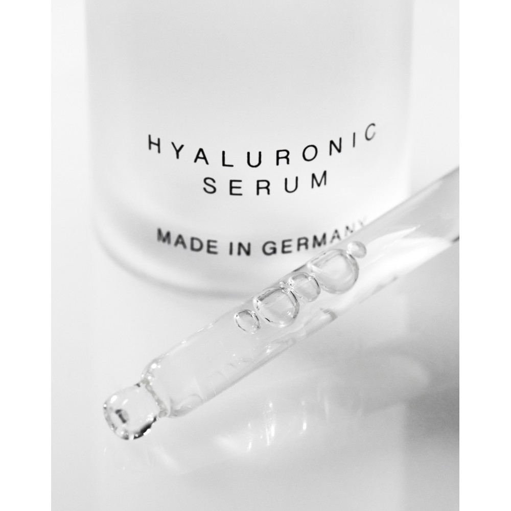 Сироватка з гіалуроновою кислотою Hyaluronic Serum Dr. Barbara Sturm 30 мл — фото №6