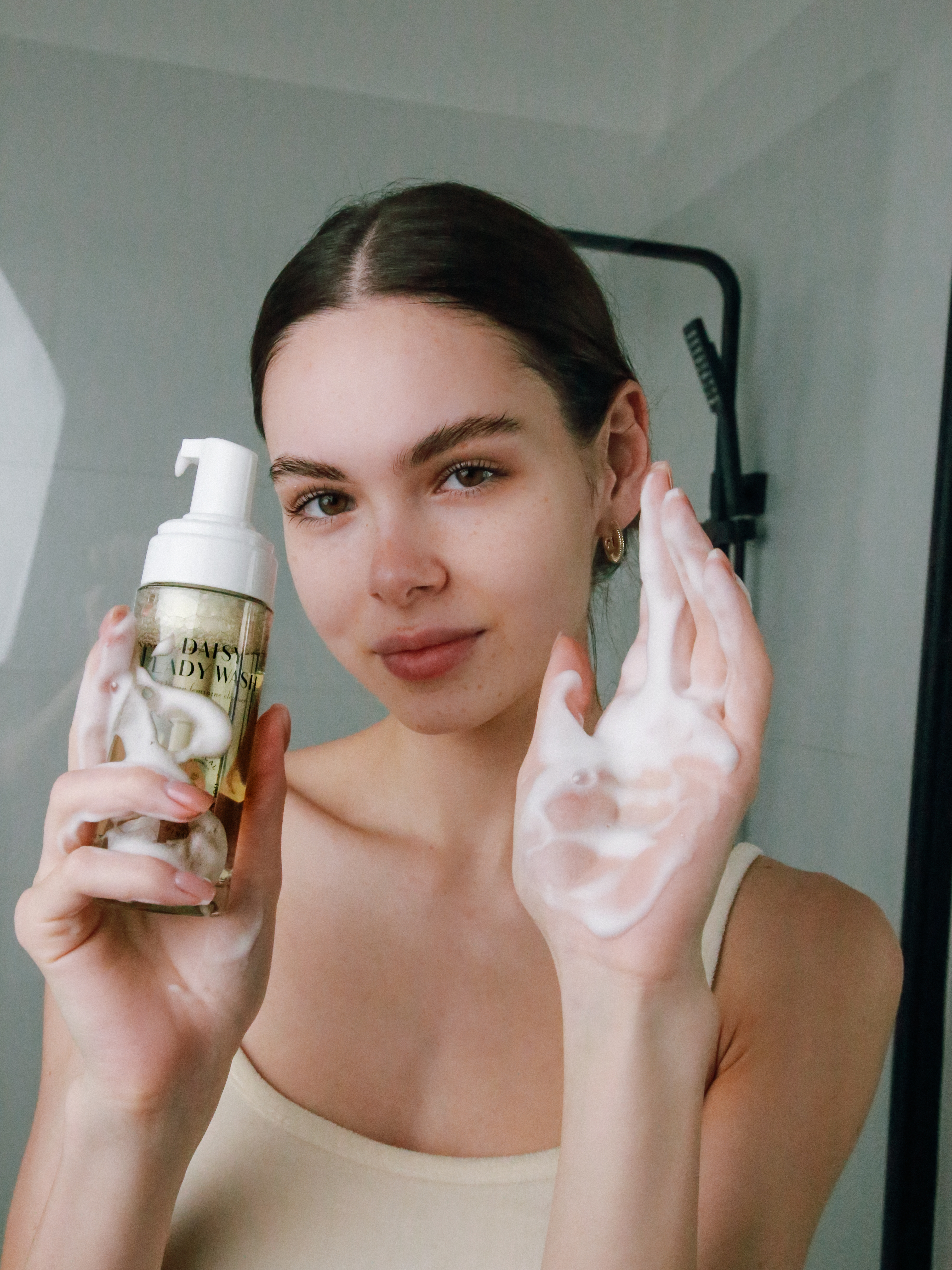 Веганська пінка для інтимної гігієни с запасним блоком CUskin DR.Solution Daisy Lady Wash 150 мл+150 мл — фото №4