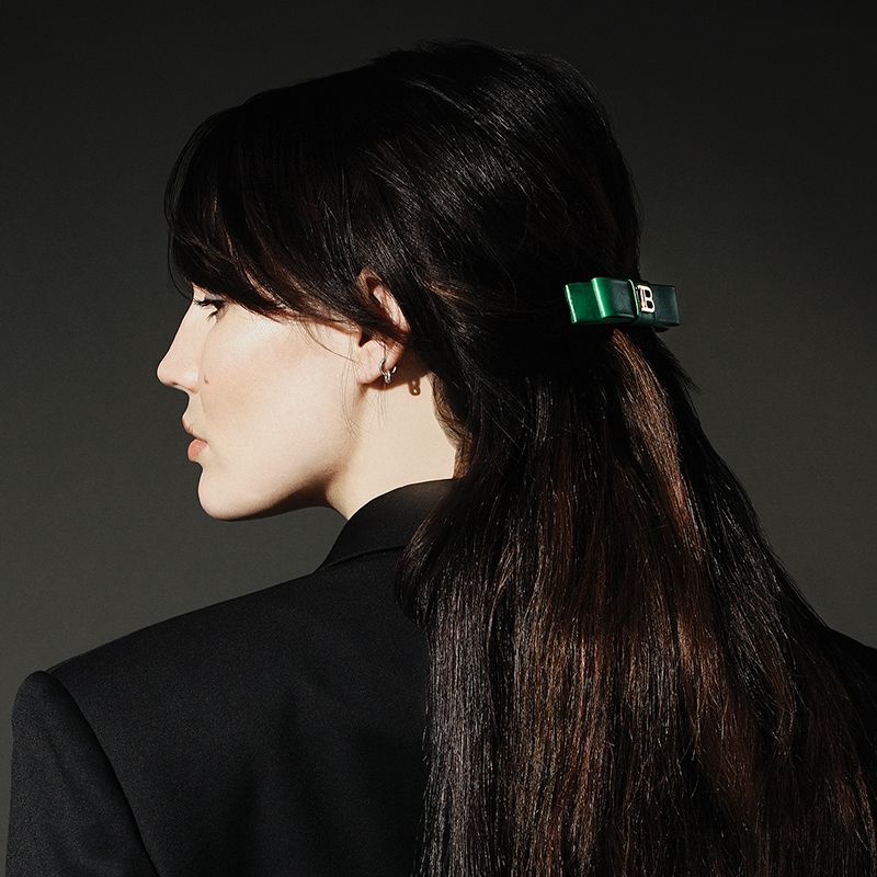 Заколка-автомат зелена “Бант” Balmain Barrette pour Cheveux Bow Green & Gold FW22 1 шт — фото №5