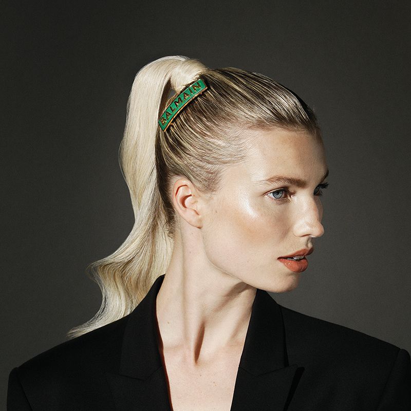 Заколка-автомат зелёная, размер М Balmain Limited Edition Barrette Pour Cheveux Medium FW22 1 шт — фото №4